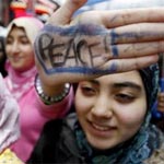 Suède : L'agression d'une jeune femme portant le hijab déclenche un élan de solidarité