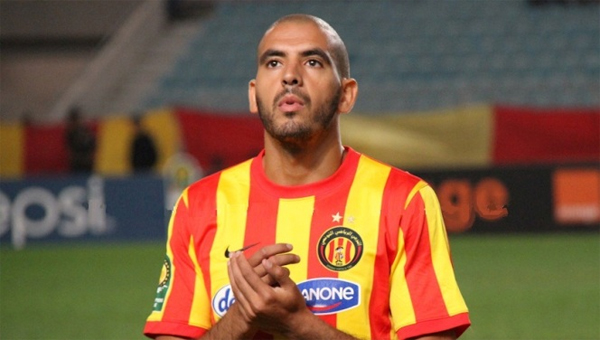 EST - Hocine Ragued élu meilleur joueur en 2015