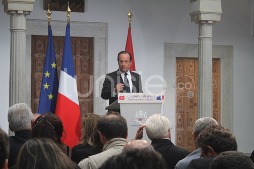 hollande-050713-08.jpg