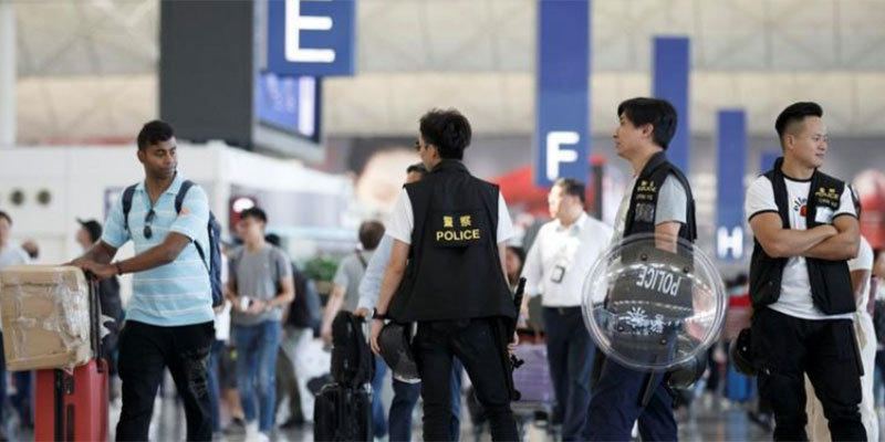 مطار هونج كونج يواجه احتجاجات جديدة