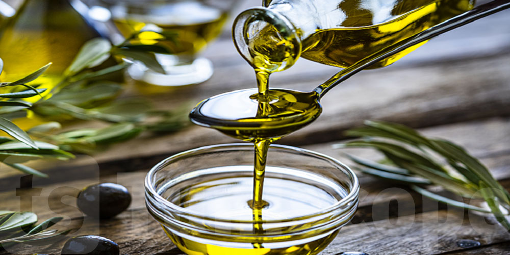 ديوان الزيت يدعو كافة المتدخلين في القطاع إلى تقديم طلباتهم لتخزين زيت الزيتون لدى الخواص