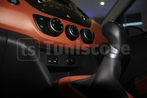 hyundai-i10-140414-18.jpg