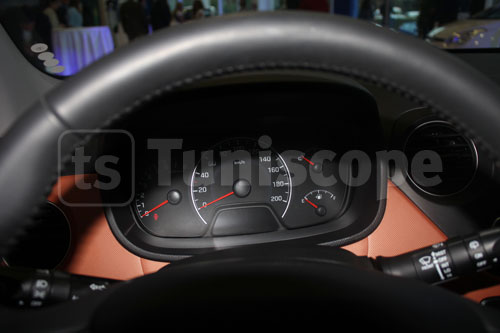 hyundai-i10-140414-19.jpg