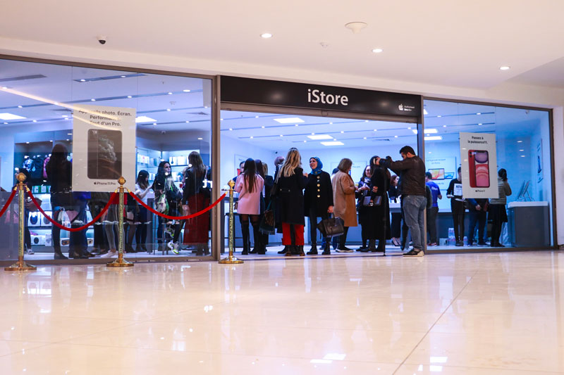 iStore-191219-04.jpg