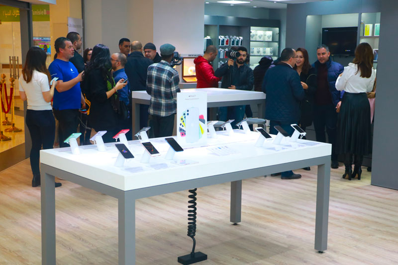 iStore-191219-06.jpg