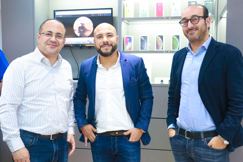 iStore-191219-34.jpg