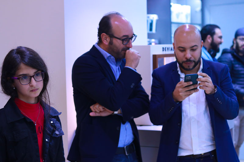 iStore-191219-41.jpg