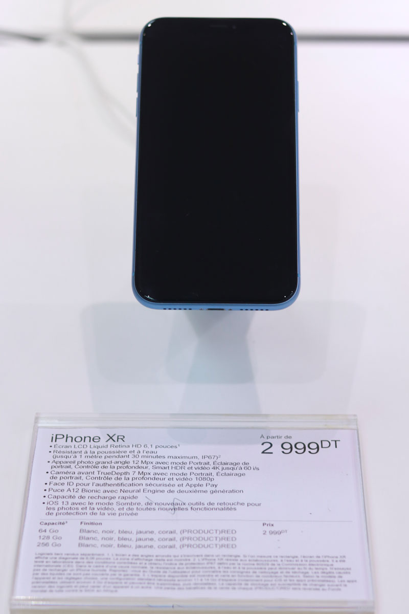 iStore-191219-70.jpg