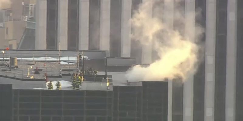 En vidéo : Incendie au sommet de la Trump Tower à New York