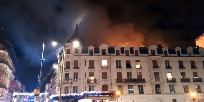 19 blessés dont 2 en urgence absolue dans un incendie d'immeuble à Toulouse