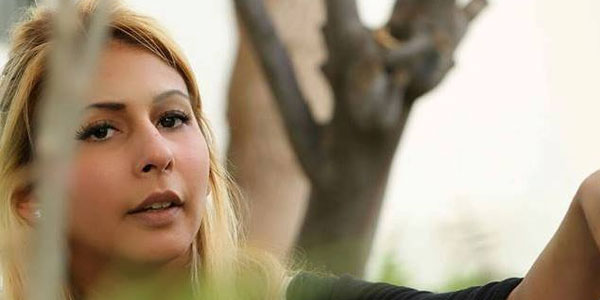 Une vague de soutien à Ines Zarrouk suite à sa convocation dans l'affaire du Bardo