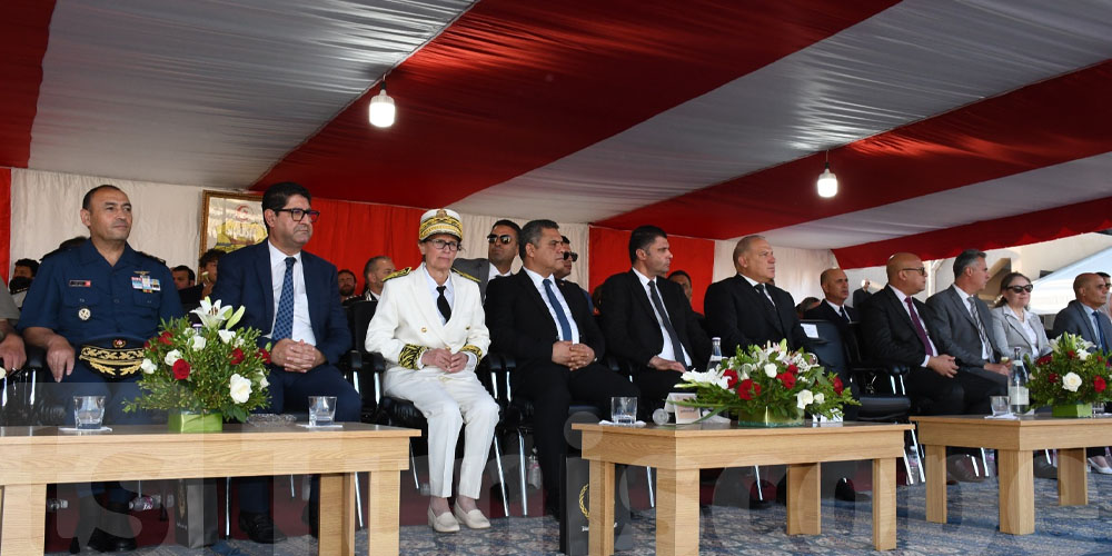 وزير الداخلية يشرف على تخرج الدورات التكوينية بالمدرسة الوطنية للحرس الوطني ببئر بورقبة