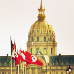 En photos : Le drapeau tunisien flottant devant l’hôtel des Invalides à Paris