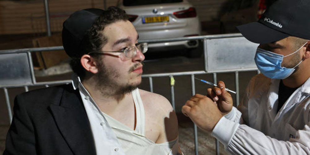 Coronavirus : en Israël, le gouvernement envisage une 4ème dose