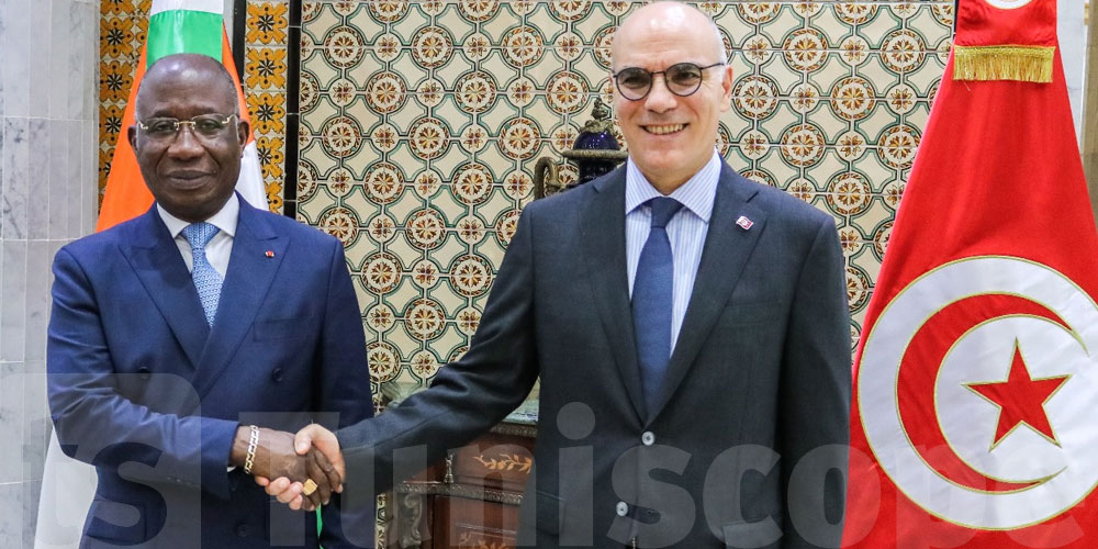 وزير الخارجية يستقبل نظيره الإيفواري