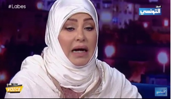 La chanteuse Hayet Jabnoun porte l’hijab mais chantera encore ?