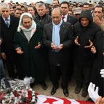 بالصّور : موكب دفن شهيد الوطن عاطف الجبري بحضور رئيس الجمهورية