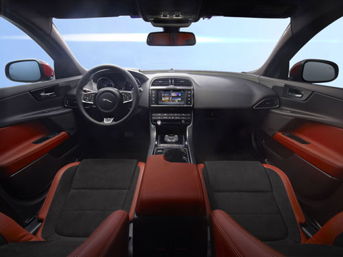 jaguar-xe-090914-9.jpg