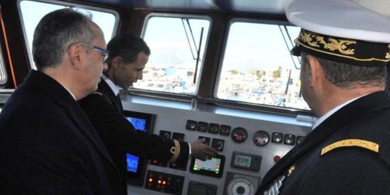 وزير الدفاع يطّلع على جاهزية الوحدات المنتصبة بالقاعدة البحرية بحلق الوادي وعلى ظروف عيش العسكريين