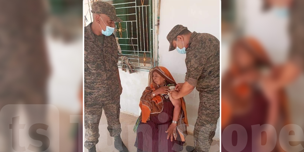 الجيش التونسي يلقح ل-2900 مواطن خلال يومين في تطوين
