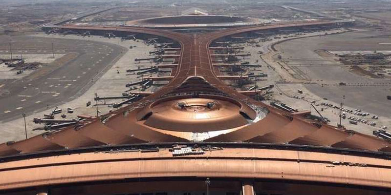السعودية تعلق رحلات الحجاج القادمة إلى مطار الملك عبد العزيز بجدة