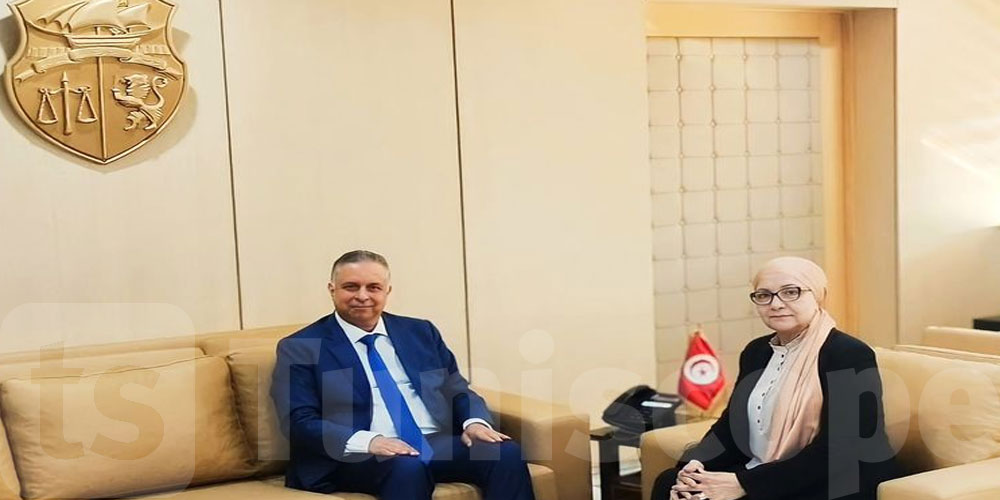 وزيرة العدل تطلع على النتائج النهائية لمناظرة عدول الإشهاد وتأذن بنشرها