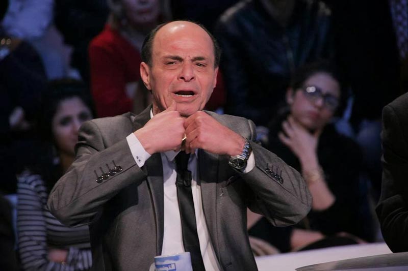 بالصورة: جمهور قاسم كافي يهاجمه بشدّة بعد تصريحاته الصادمة حول اسرائيل