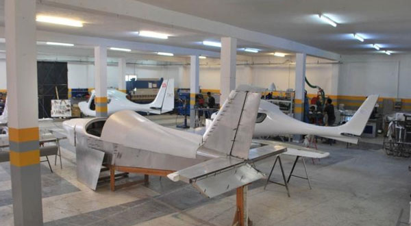 الانطلاق في صناعة طائرة تونسية خفيفة