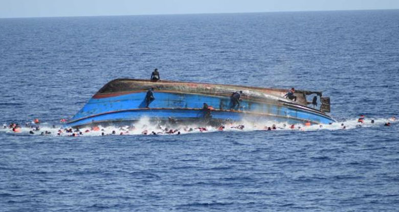 ارتفاع عدد ضحايا غرق مركب مهاجرين بسواحل قرقنة