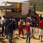 En vidéo et photos : Les habitants de Kasserine se dirigent vers Jebel Chaambi pour soutenir l’armée