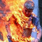 القيروان:شاب يضرم النار في جسده احتجاجا على حجز بضاعته