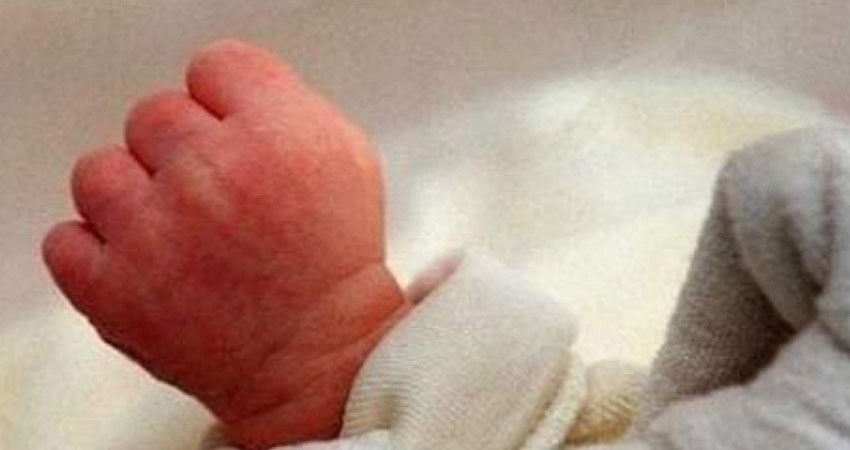القيروان :العثور على رضيعة ملقاة قرب قسم الاطفال بسمتشفى ابن الجزار