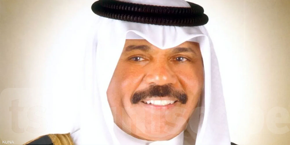 أمير الكويت يدخل المستشفى..