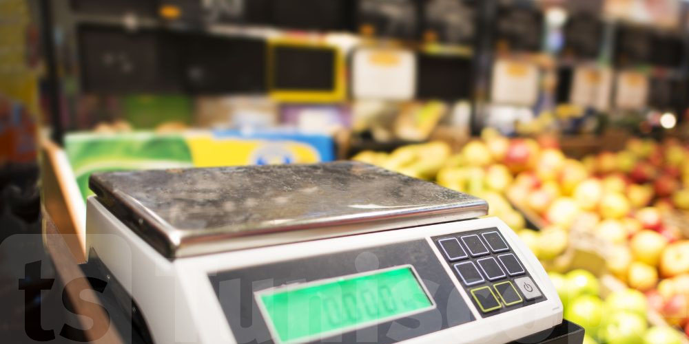 Vendeurs ambulants : attention aux balances truquées, les Tunisiens se font arnaquer !