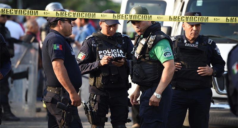 مسلحون يقتلون 6 من شرطة المرور في وسط المكسيك
