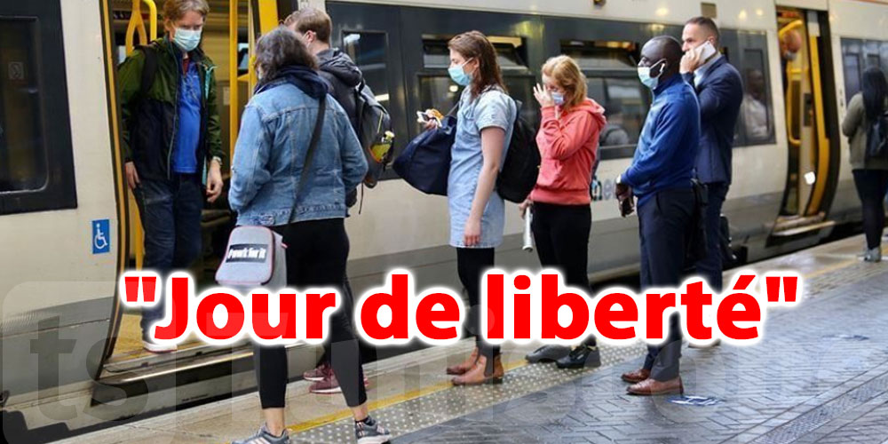 L'Angleterre lève le masque