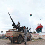 البحرية الليبية تعلن سيطرتها على ناقلة نفط كورية