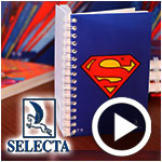En Vidéo : Les cahiers SELECTA habillés en Superman et Batman les super héros les plus célèbres ! 