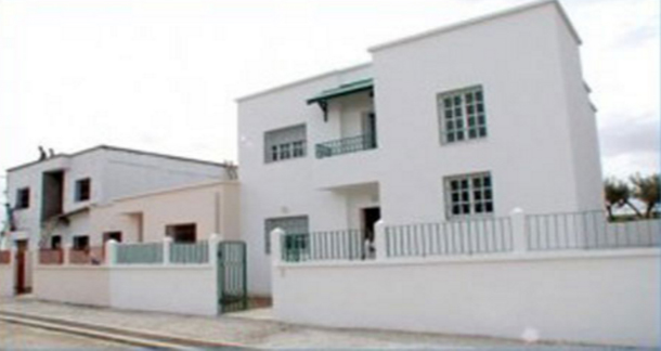 مجمع الدوحة السكني في سيدي حسين السيجومي محور لقاء وزير التجهير بسفير قطر بتونس