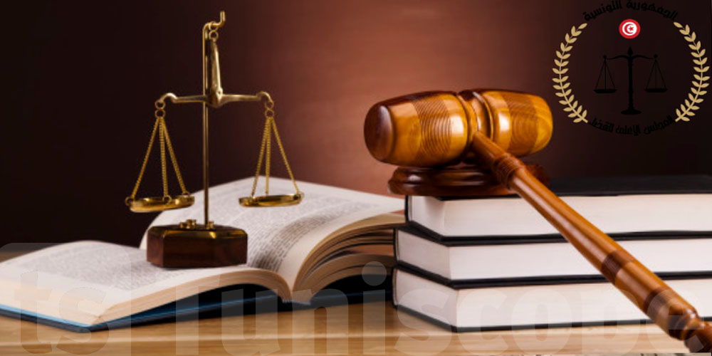 عاجل: دخلت للبلدية ومنعوها بسبب لباسها؟ محامي يجاوب التوانسة