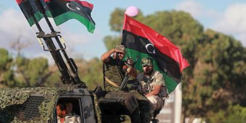 ليبيا: الجيش يخوض قتالا شرسا مع مسلحين أجانب وسط مدينة درنة