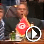 Marzouki occupé à croquer des bonbons au sommet arabe