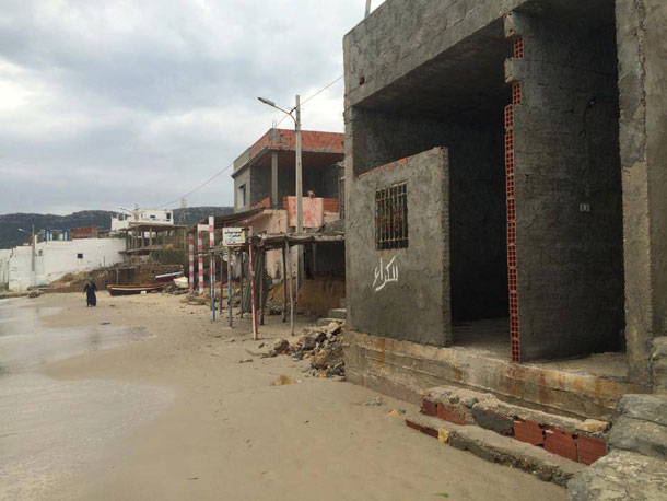 Constructions à Rafraf… Pieds dans l’anarchie