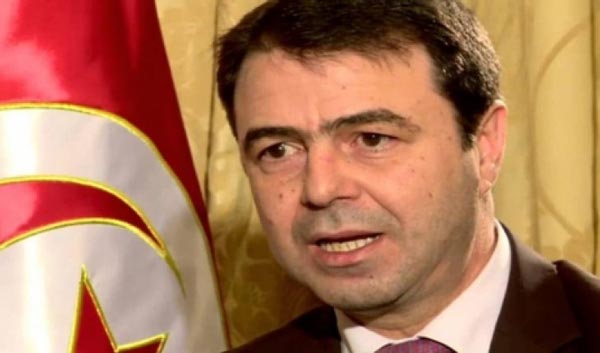 Hédi Majdoub : tout le monde veut se mêler aux travaux du ministère de l’Intérieur