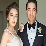 بالصور: حفل زفاف’مالك’ و’ناريمان’ نجما مسلسل ‘بين نارين’ التركي