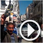 En vidéo et photos : Des chaussures contre Sihem Badi
