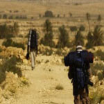 Deux jeunes hommes font le tour de la Tunisie à la Forrest Gump