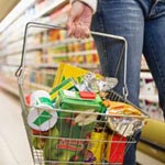 Les grandes surfaces réduisent leur marge bénéficiaire sur certains produits