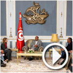 En Vidéo : Marzouki rencontre les familles des martyrs et leurs avocats