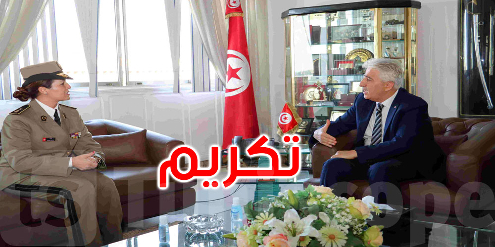منحتها الأمم المتحدة جائزة الريادة الأممية: وزير الدفاع يكرم الرائد أحلام الدوزي